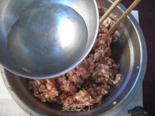 冬瓜汆牛肉丸子的做法步骤：2
