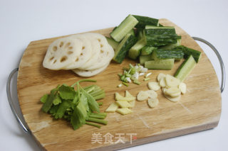 【香辣虾】滋润一下被夏季侵蚀的胃的做法步骤：3