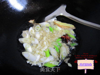 鸭腿啤酒炖土豆的做法步骤：3