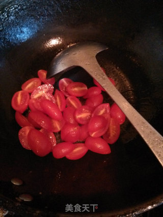 圣女果鸡蛋汤的做法步骤：3