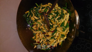 香干韭菜的做法步骤：7