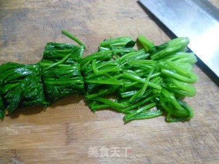 黑木耳拌菠菜的做法步骤：6