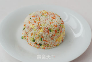 蟹足蛋包饭----给米饭穿新衣的做法步骤：17