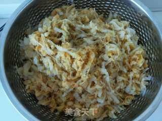 酸菜炖肘子的做法步骤：4