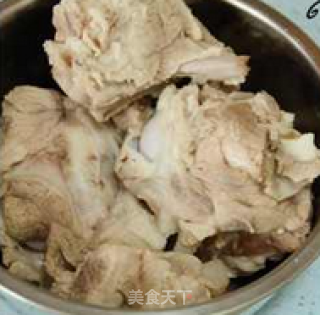一种食材的两种极端演绎：【大骨头两吃】（附自制叉烧酱）的做法步骤：8