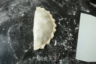 八爪鱼韭菜盒子的做法步骤：9