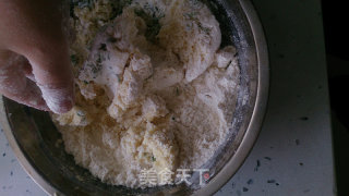 营养早餐，豆浆、豆渣葱花饼的做法步骤：3