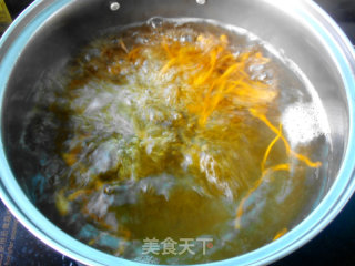 虫草花丝瓜虾仁汤的做法步骤：4
