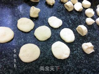 芝麻烧饼的做法步骤：7
