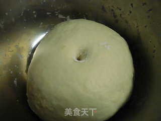 小刺猬豆沙包的做法步骤：2