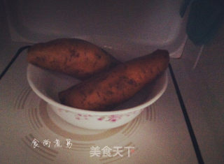 微波炉简易烤红薯的做法步骤：3