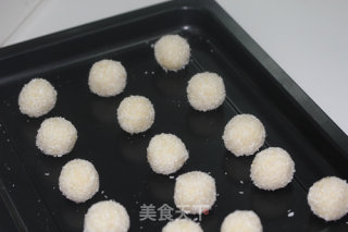 椰丝球的做法步骤：7