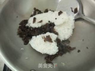 小植菜谱丨清肺清肠道，天天心舒畅——木耳鸡蛋炒饭的做法步骤：5