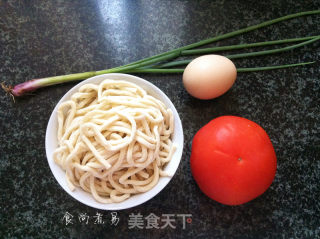 经典早餐—【番茄鸡蛋面】的做法步骤：1