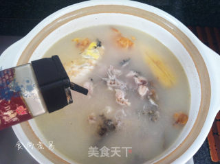 滋润美肤~鲫鱼鸡蛋汤的做法步骤：11