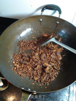 豆鼓炒腊肉---开胃增食欲的做法步骤：6