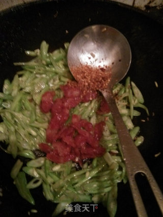 四季豆炒腊肠的做法步骤：6
