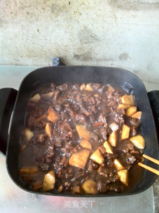 牛肉炖土豆的做法步骤：5