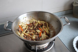 茭白炒肉的做法步骤：9