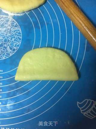 双色荷叶饼的做法步骤：15
