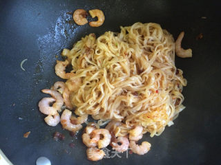 泰式炒河粉（Pad Thai）的做法步骤：8