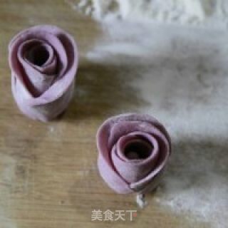 紫薯玫瑰花的做法步骤：6