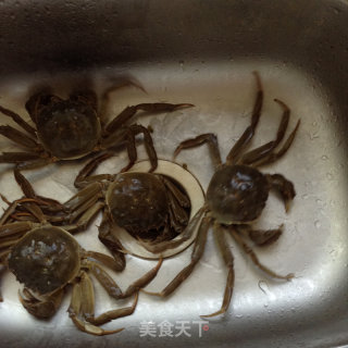 金秋蒸闸蟹的做法步骤：2