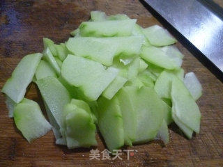 香菇炒佛手瓜的做法步骤：4