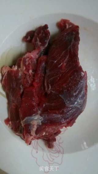 长豆角炒牛肉的做法步骤：2