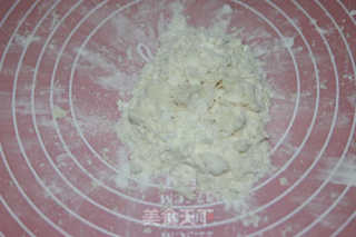 【番茄配方】酥皮肉松——金黄黄很诱人的酥皮点心的做法步骤：5
