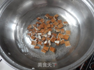 虾仁两面黄的做法步骤：5