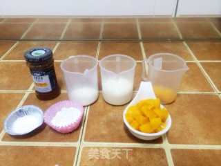 黄桃蛋挞的做法步骤：1