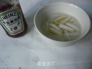 茄汁带鱼的做法步骤：2