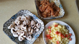 咖喱鸡肉土豆的做法步骤：2