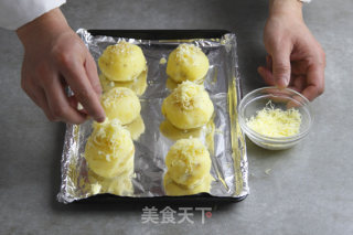 蒜蓉奶香小薯仔的做法步骤：3