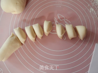 钟水饺的做法步骤：4
