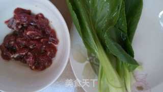 牛肉汤面的做法步骤：2