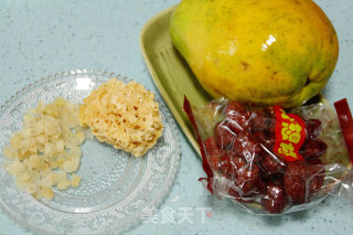 赶走秋燥的四好甜品：【双雪红枣木瓜船】的做法步骤：1