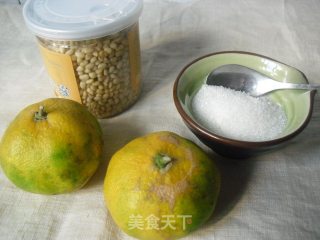 松仁蜜桔汤的做法步骤：1