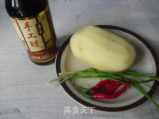 酸辣土豆丝的做法步骤：1