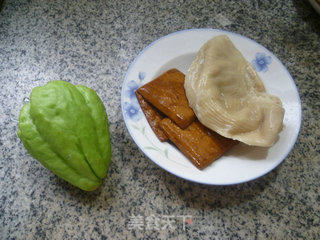 香干猪肚炒佛手瓜的做法步骤：1