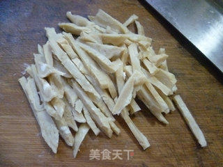 香干猪肚炒佛手瓜的做法步骤：5