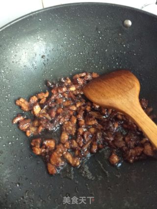 紫蝙蝠最爱超级香的辣椒炒五花肉的做法步骤：4