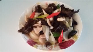 香葱爆炒木耳白玉菇的做法步骤：10