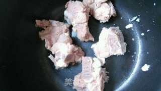 萝卜排骨汤的做法步骤：3