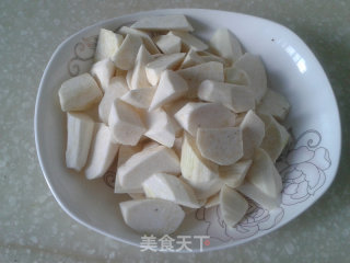 油焖茭白的做法步骤：2