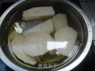 菊花雪梨汤的做法步骤：4