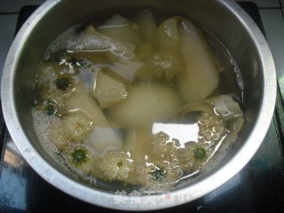 菊花雪梨汤的做法步骤：5