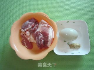 咸蛋蒸肉饼--下饭下粥菜的做法步骤：1