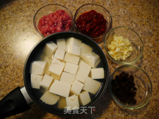 下饭麻婆豆腐的做法步骤：1